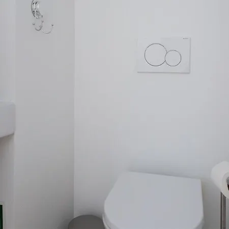 Plum Guide - Diamonds In The Sky Appartement